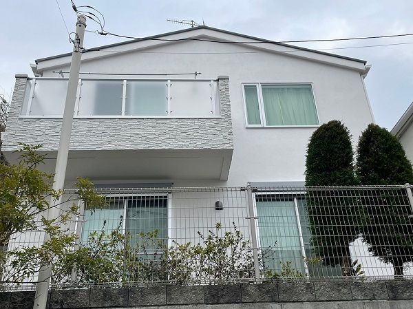 神奈川県藤沢市・S様邸　屋根塗装・外壁塗装 (2)