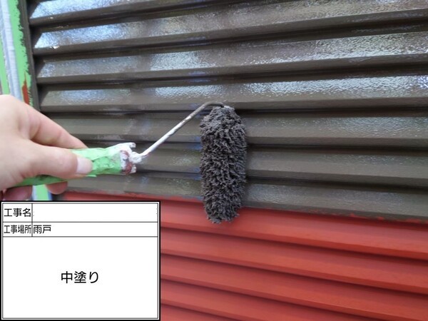 神奈川県鎌倉市N様邸_雨戸中塗り