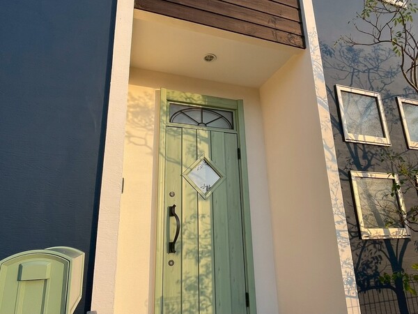 鎌倉市C様邸_施工後玄関